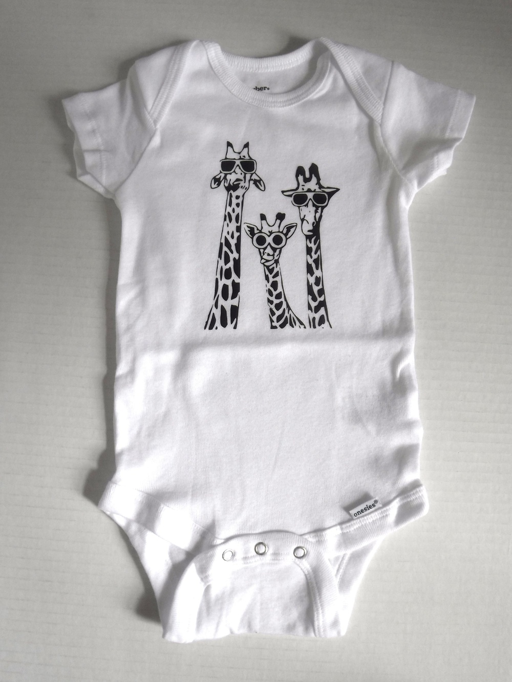 White Unisex Giraffe Onesie 3-6 Months